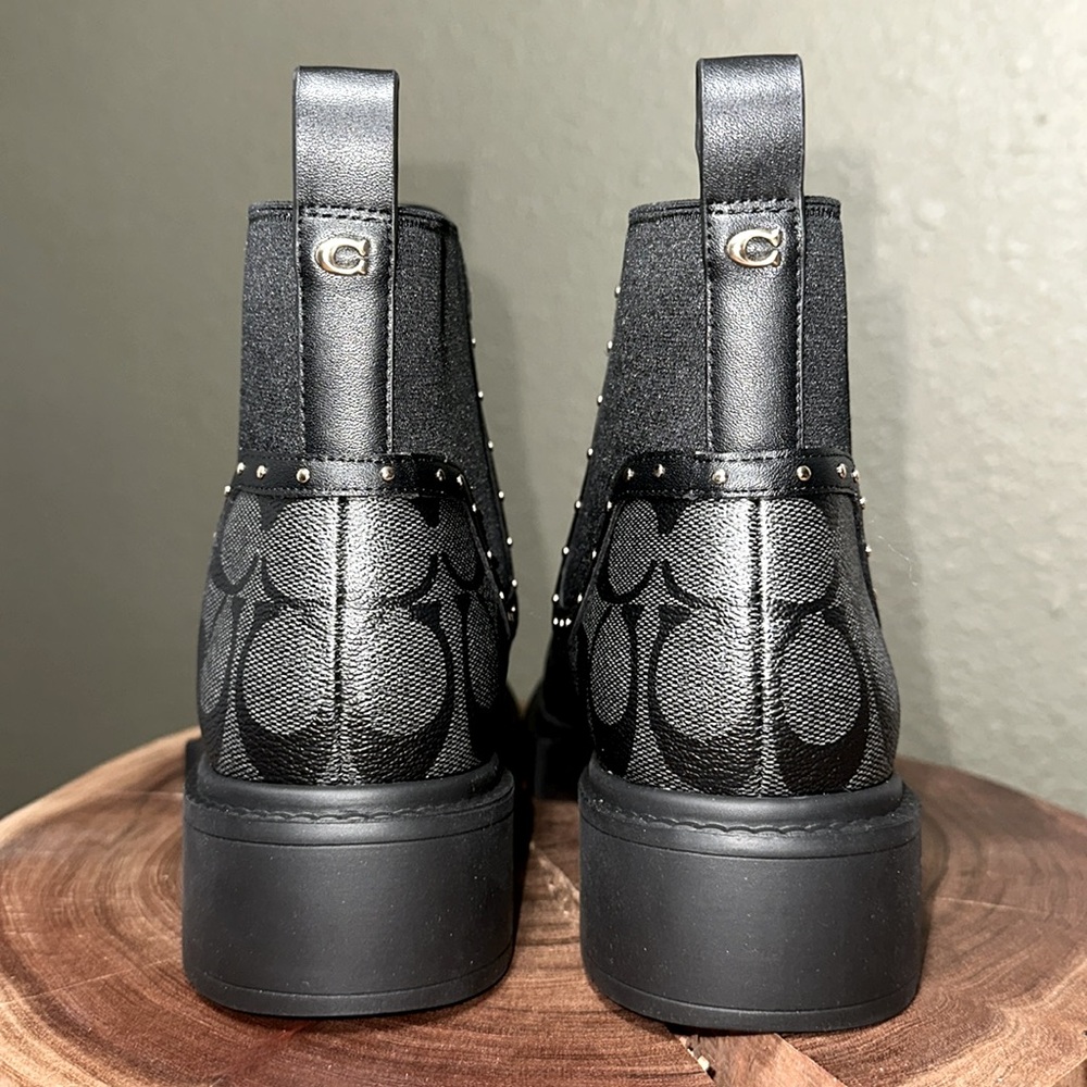*NWT / Rare* COACH Lory Bootie - Picture 9 of 16